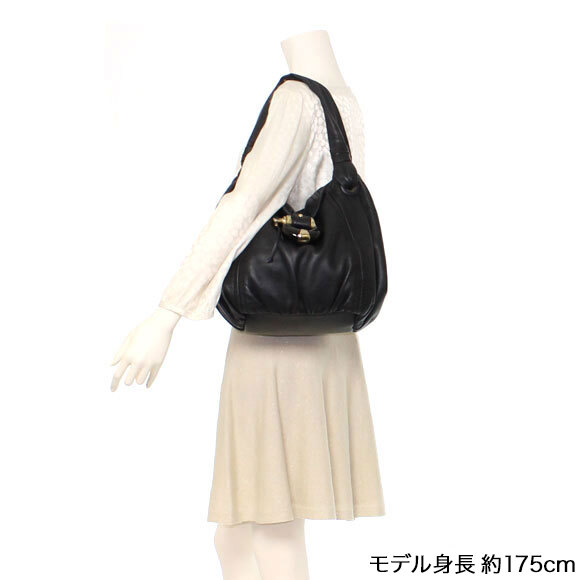 ショルダーバッグ