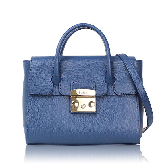 FURLA 2WAYバッグ 23 x17 x9cm(幅 x 高さ x マチ)