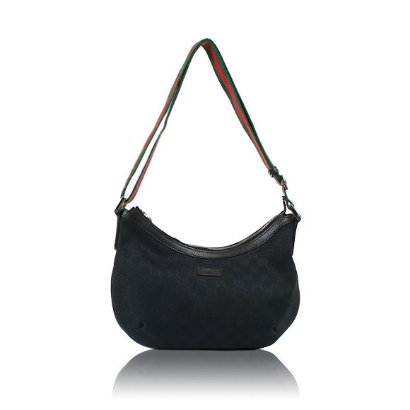 GUCCI GGキャンバス 27 x21 x1cm(幅 x 高さ x マチ) 