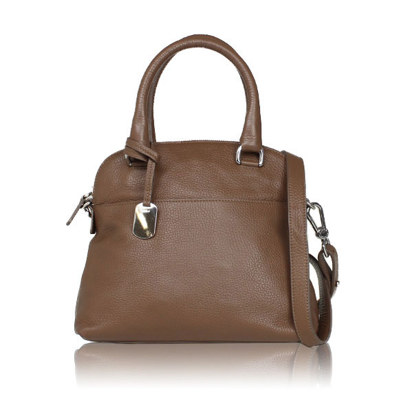 FURLA 2WAYバッグ 26 x22 x11cm(幅 x 高さ x マチ)