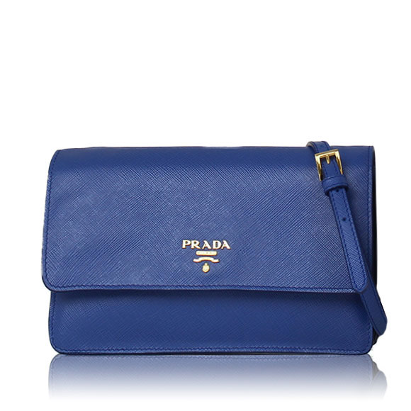 PRADA サフィアーノチェーンウォレット 19 x10 x3cm(幅 x 高さ x マチ)