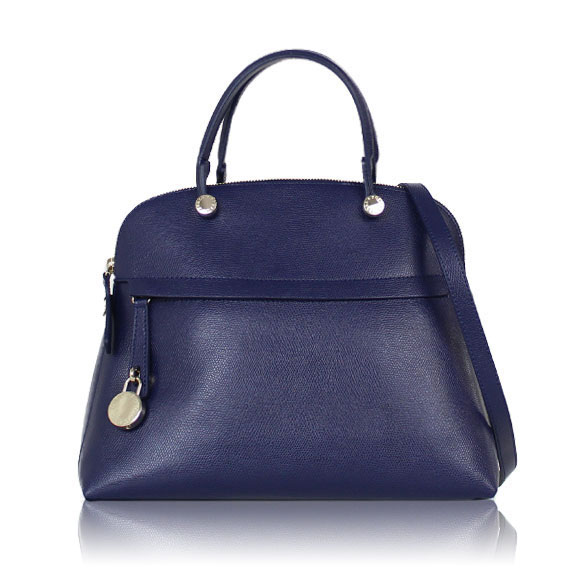 FURLA パイパー 28 x22 x13cm(幅 x 高さ x マチ)