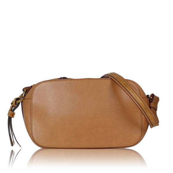 Chloe サム 30 x15 x9cm(幅 x 高さ x マチ)