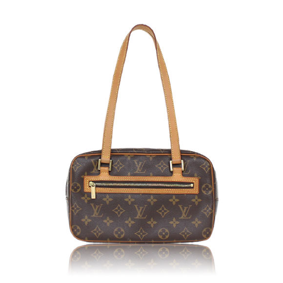 LOUIS VUITTON シテMM 25 x15 x11cm(幅 x 高さ x マチ)