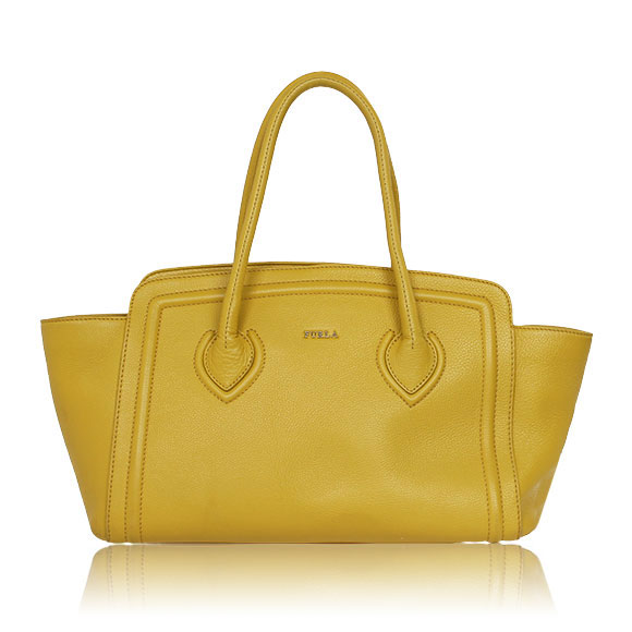 FURLA カレッジ 35 x20 x13cm(幅 x 高さ x マチ)