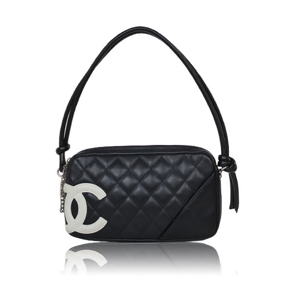 クリームで CHANEL - CHANEL カンボンライン ボーリングの通販 by