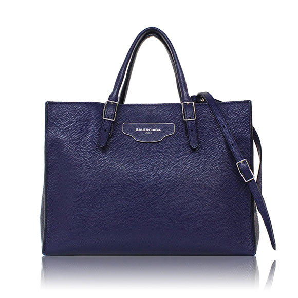 BALENCIAGA ペーパー 25 x19 x10cm(幅 x 高さ x マチ)