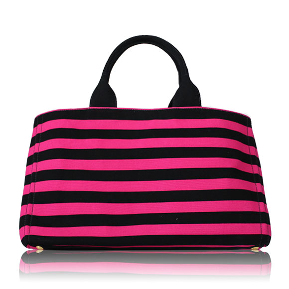 PRADA カナパ 40 x24 x26cm(幅 x 高さ x マチ)