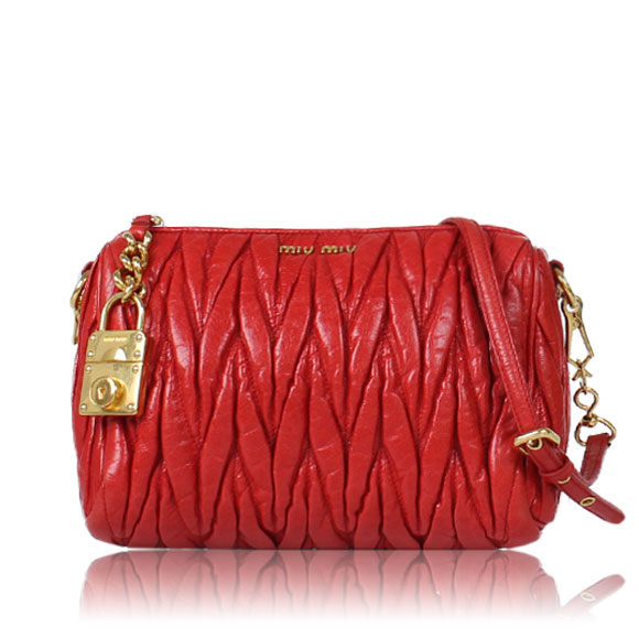 Miu Miu 2WAYバッグ 20 x13 x8cm(幅 x 高さ x マチ)