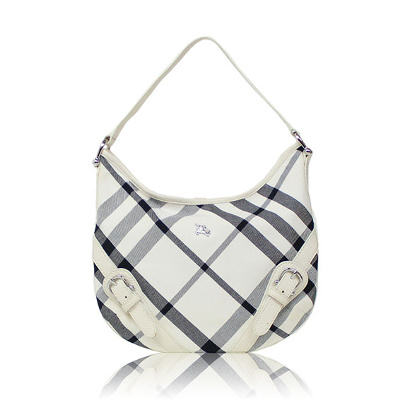 BURBERRY ショルダーバッグ 26 x21 x3cm(幅 x 高さ x マチ)