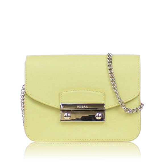 FURLA メトロポリス 17&nbsp;x13&nbsp;x7cm(幅&nbsp;x 高さ&nbsp;x マチ)