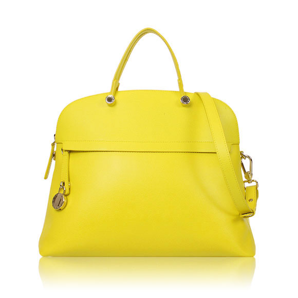 FURLA パイパー 34 x27 x15cm(幅 x 高さ x マチ)