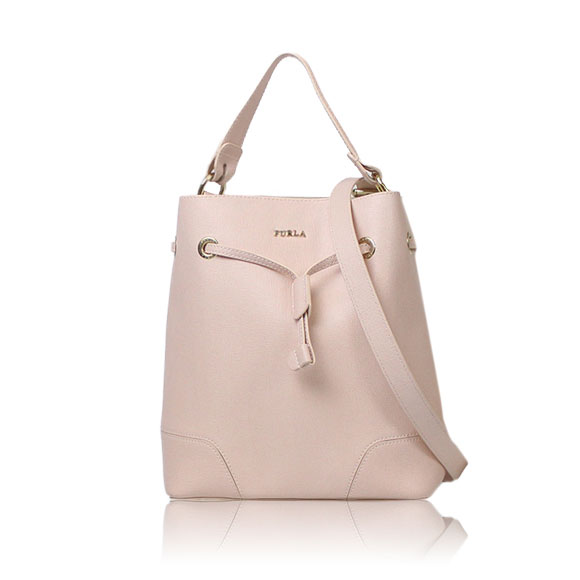 FURLA 2WAYバッグ 22 x26 x13cm(幅 x 高さ x マチ)