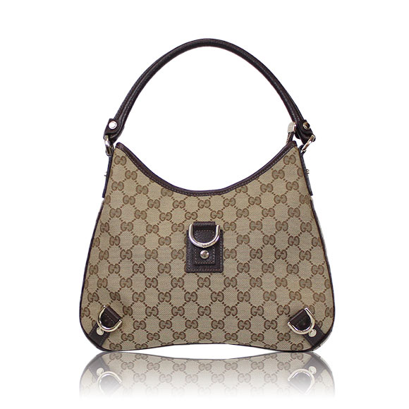 GUCCI GGキャンバス 29 x25 x4cm(幅 x 高さ x マチ)