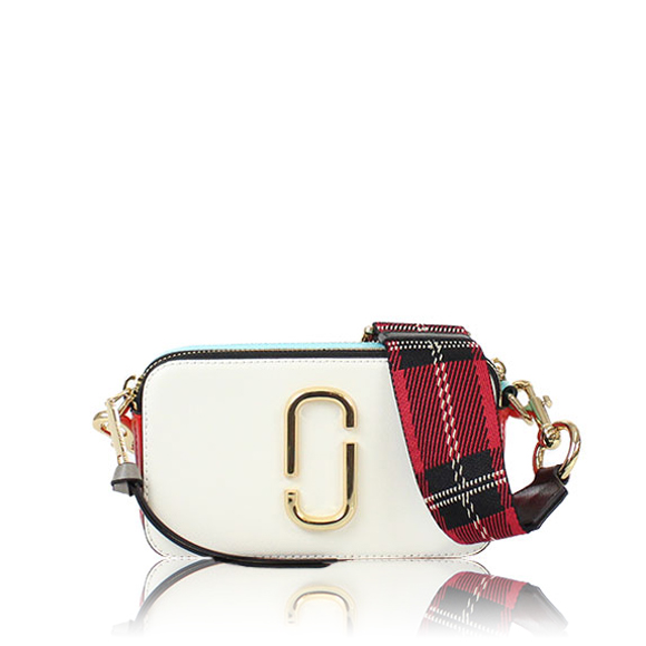 MARC JACOBS スナップショット 18 x10 x6cm(幅 x 高さ x マチ)