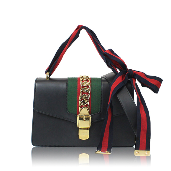 GUCCI シルヴィ 25 x15 x6cm(幅 x 高さ x マチ)