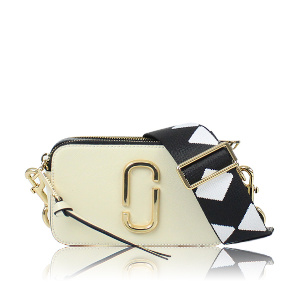 MARC JACOBS スナップショット 18 x10 x6cm(幅 x 高さ x マチ)
