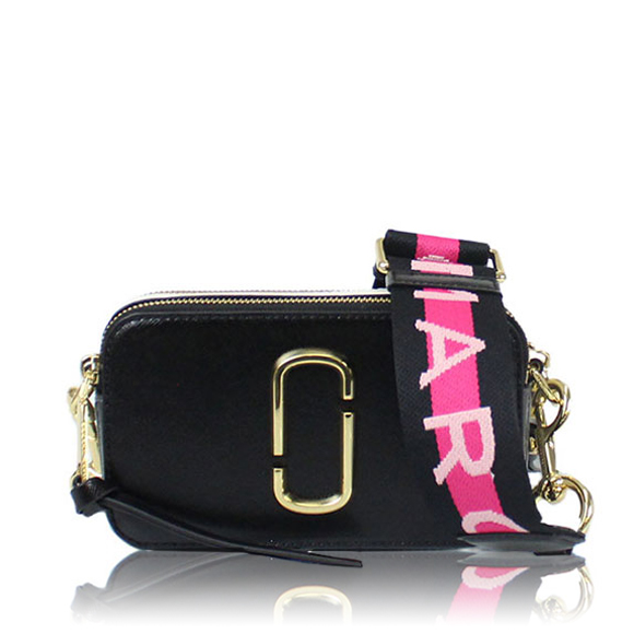 MARC JACOBS スナップショット 18 x10 x6cm(幅 x 高さ x マチ)