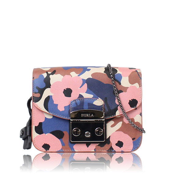 FURLA メトロポリス 16&nbsp;x12&nbsp;x8cm(幅&nbsp;x 高さ&nbsp;x マチ)