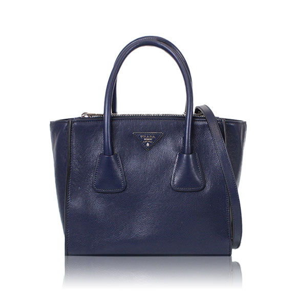 PRADA 2WAYバッグ 26 x23 x18cm(幅 x 高さ x マチ)