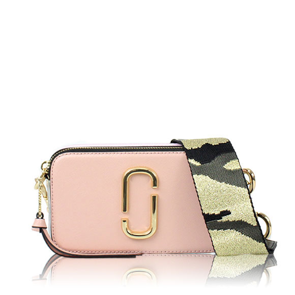 MARC JACOBS スナップショット 18 x10 x6cm(幅 x 高さ x マチ)