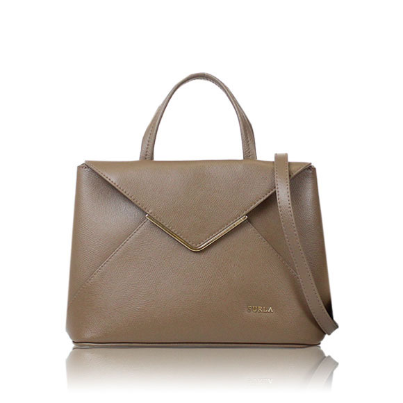 FURLA ケリス 27 x20 x13cm(幅 x 高さ x マチ)