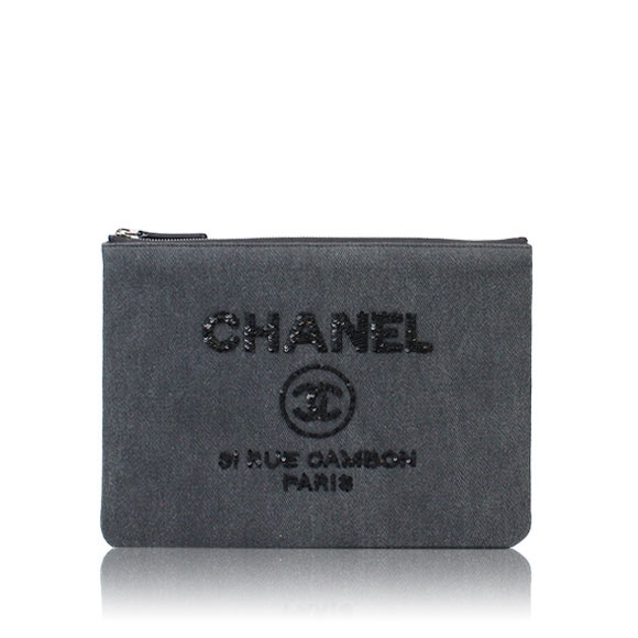 CHANEL クラッチバッグ 27 x19 x2cm(幅 x 高さ x マチ)