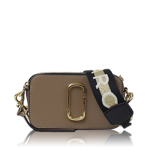 MARC JACOBS スナップショット 18 x10 x6cm(幅 x 高さ x マチ)