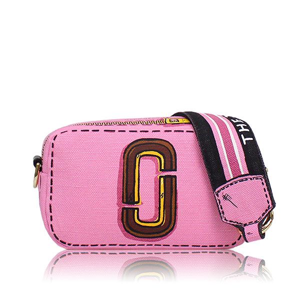 MARC JACOBS スナップショット 18 x10 x6cm(幅 x 高さ x マチ)