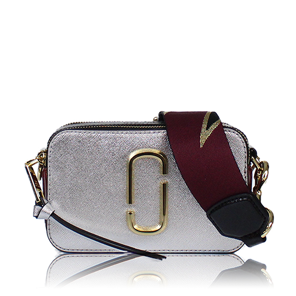 MARC JACOBS スナップショット 18 x10 x6cm(幅 x 高さ x マチ)