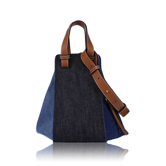 LOEWE ハンモックスモール 25&nbsp;x23&nbsp;x13cm(幅&nbsp;x 高さ&nbsp;x マチ)