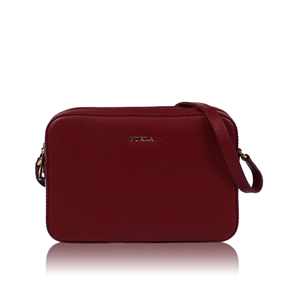 FURLA ショルダーバッグ 22 x15 x7cm(幅 x 高さ x マチ)