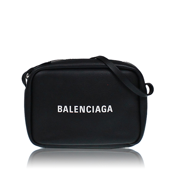 BALENCIAGA カメラバッグS 23 x15 x5cm(幅 x 高さ x マチ)