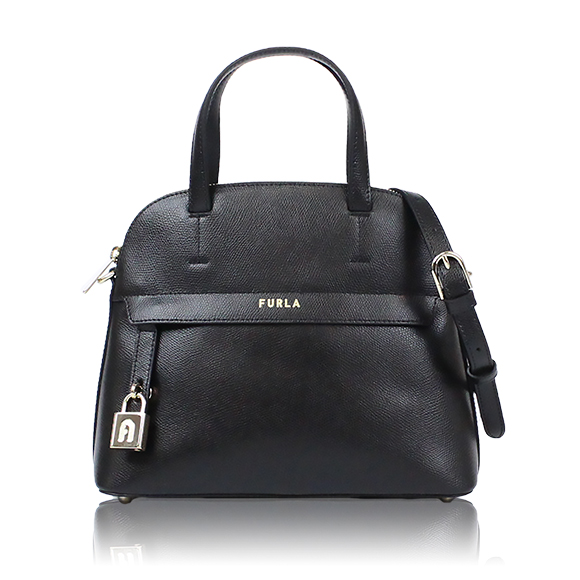 FURLA パイパー 26 x22 x10cm(幅 x 高さ x マチ)
