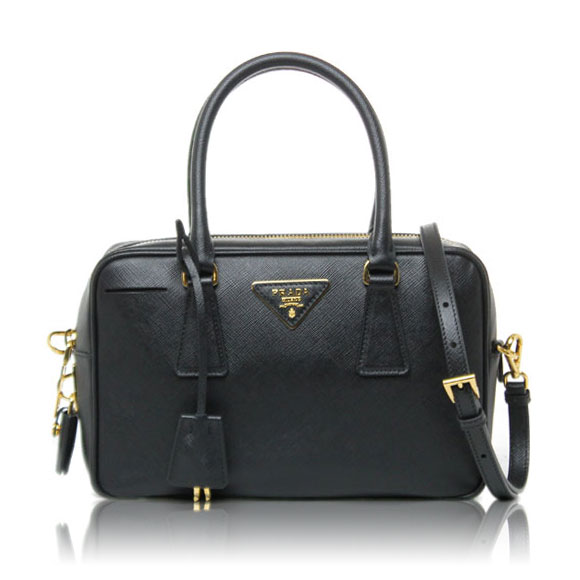 PRADA サフィアーノ 