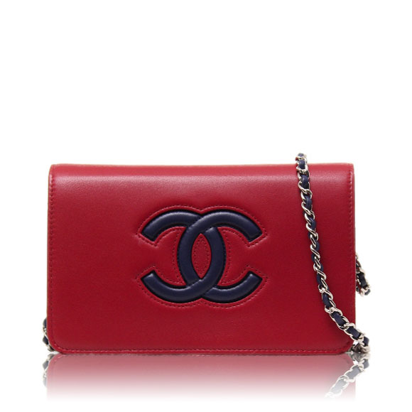 CHANEL チェーンウォレット 19 x11 x3cm(幅 x 高さ x マチ)