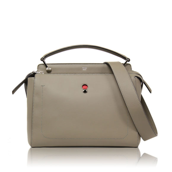 FENDI ドットコム 29 x21 x13cm(幅 x 高さ x マチ)