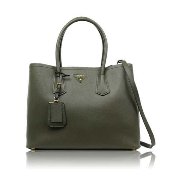 PRADA サフィアーノキュイール 35&nbsp;x27&nbsp;x17cm(幅&nbsp;x 高さ&nbsp;x マチ)