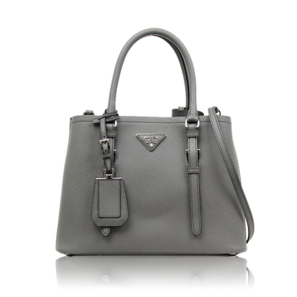 PRADA サフィアーノキュイール 30&nbsp;x22&nbsp;x14cm(幅&nbsp;x 高さ&nbsp;x マチ)