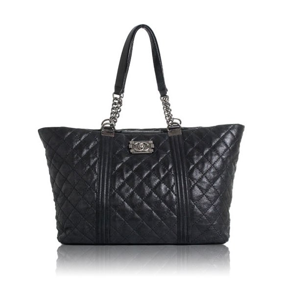 CHANEL ボーイシャネル 37 x26 x12cm(幅 x 高さ x マチ)