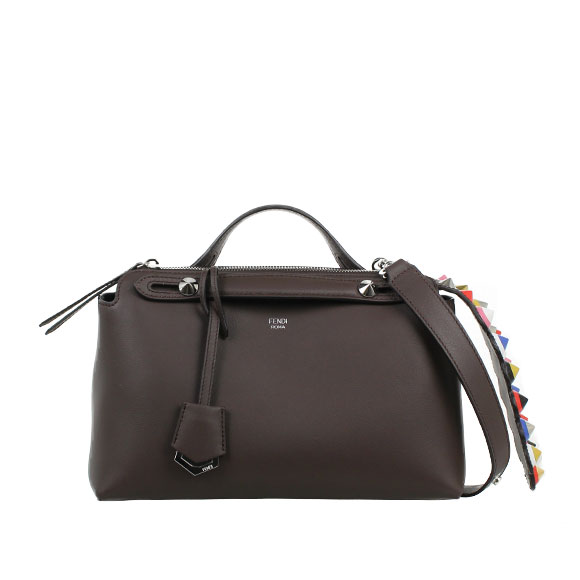 FENDI バイザウェイミディアム 27&nbsp;x18&nbsp;x12cm
(幅&nbsp;x 高さ&nbsp;x マチ)