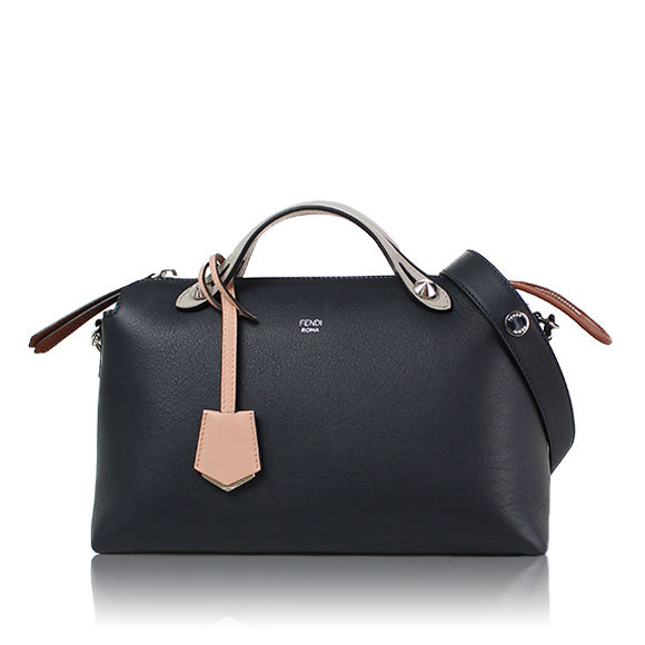 FENDI バイザウェイミディアム 