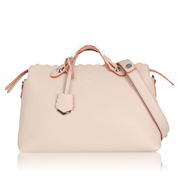 FENDI バイザウェイラージ 33 x20 x14cm(幅 x 高さ x マチ)