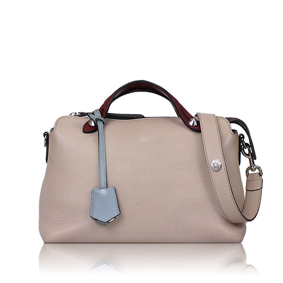 FENDI バイザウェイミディアム 
