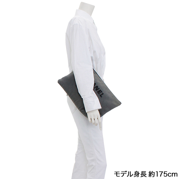 クラッチバッグ