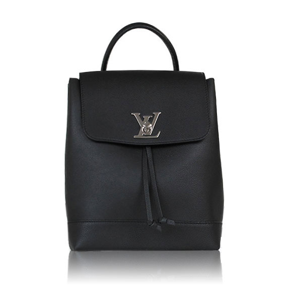 LOUIS VUITTON ロックミーバックパック 20 x25 x12cm(幅 x 高さ x マチ)