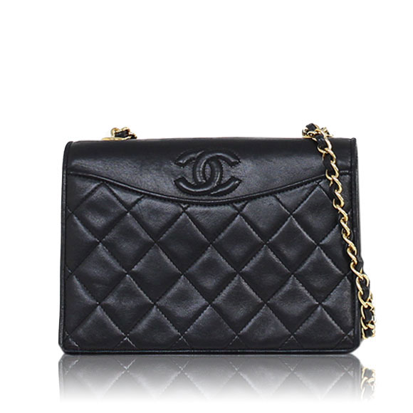 CHANEL チェーンショルダーバッグ 19 x14 x6cm(幅 x 高さ x マチ)