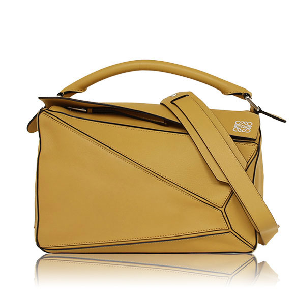 LOEWE パズルバッグ 