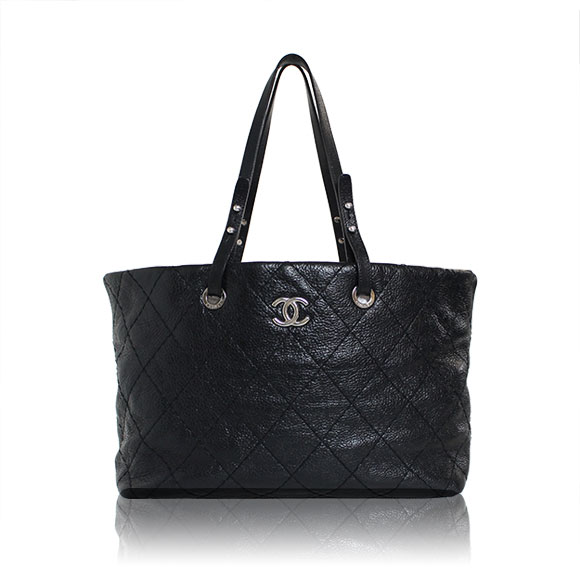 CHANEL オンザロード 35 x26 x15cm(幅 x 高さ x マチ)