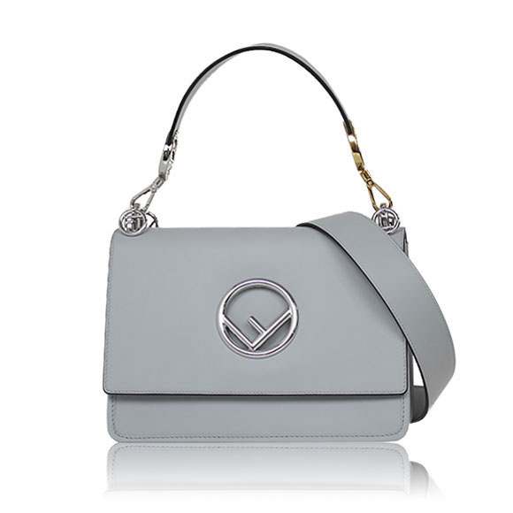 FENDI キャナイ エフ 